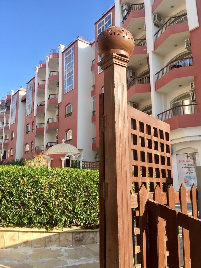 Desert Pearl Apartment Hurghada Exterior photo